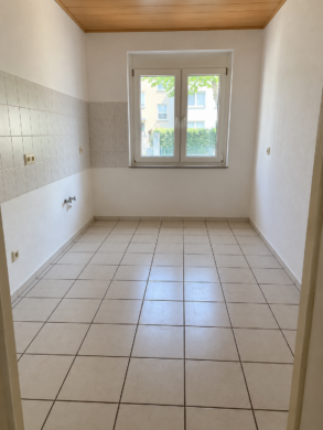 Wohnung mit guter Anbindung in zentraler Lage - Küche