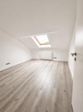 helle 5-Zimmer-Wohnung in Lippstadt (auch WG geeignet) - Schlafzimmer 2