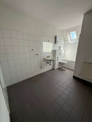 Schöne 2-Zimmer Wohnung am Marktplatz - WhatsApp Image 2025-05-28 at 1