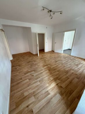 Schöne 2-Zimmer Wohnung am Marktplatz - WhatsApp Image 2025-05-28 at 1