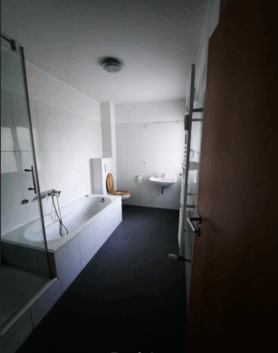 Helle 3-ZKDB-Wohnung mit Balkon - 5